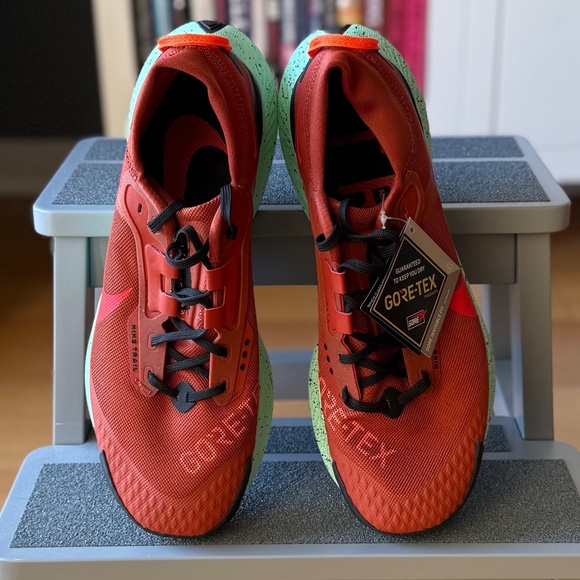 RARE COLORS | NWT | Nike | 10.5 M | Pegasus Trail 3 GTX - Picture 7 of 11